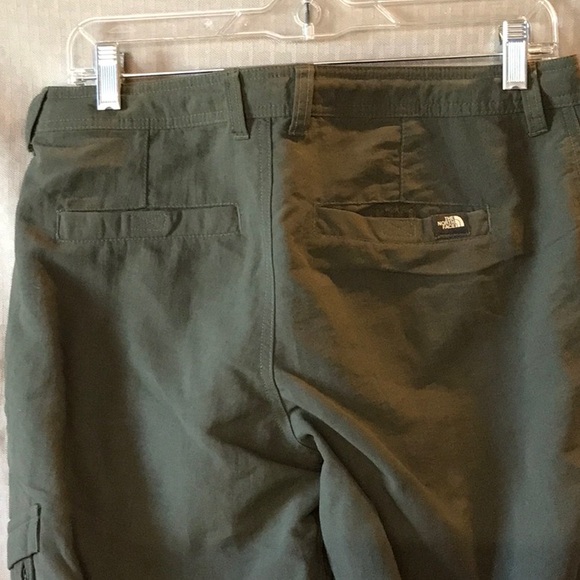 North Face ladies cropped hiking pants, sz 8. - Picture 3 of 6